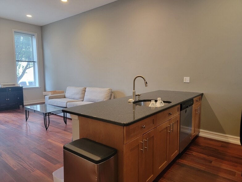 Building Photo - 1504 N 18th St