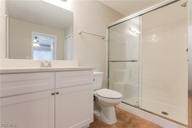 Building Photo - 2702 Nellie Ln