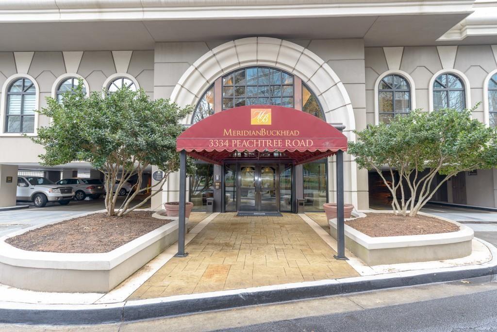 Building Photo - 3334 Peachtree Rd NE