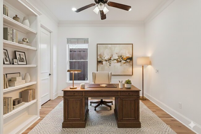 Building Photo - 6139 Belmont Ave