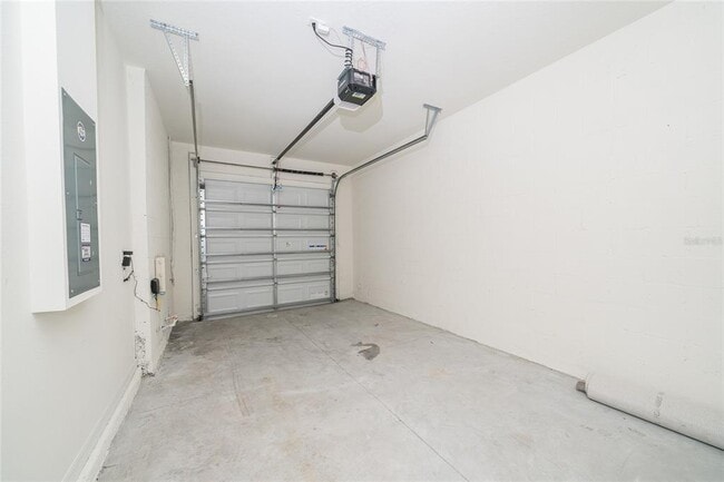 Building Photo - 34354 Redwood Dawn Ln