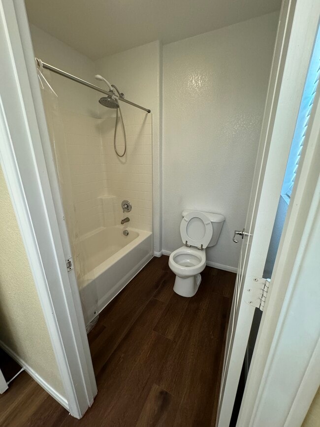 Building Photo - 1195 Dutch Mill Rd