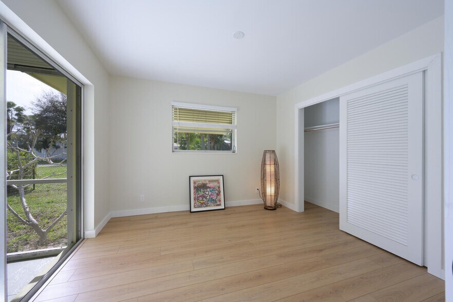 Building Photo - 912 Marlin Cir