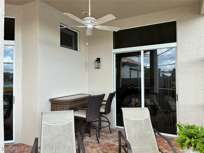 Building Photo - 163 Vista Ln