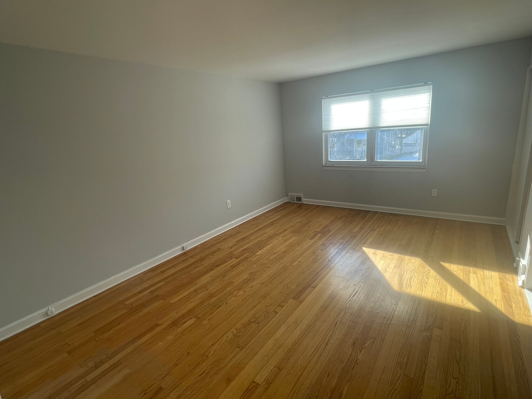 Building Photo - 268 Fort Lee Rd