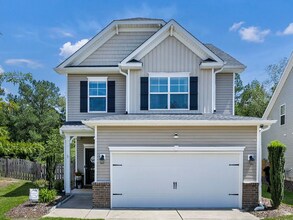 Building Photo - 204 Ashewicke Dr