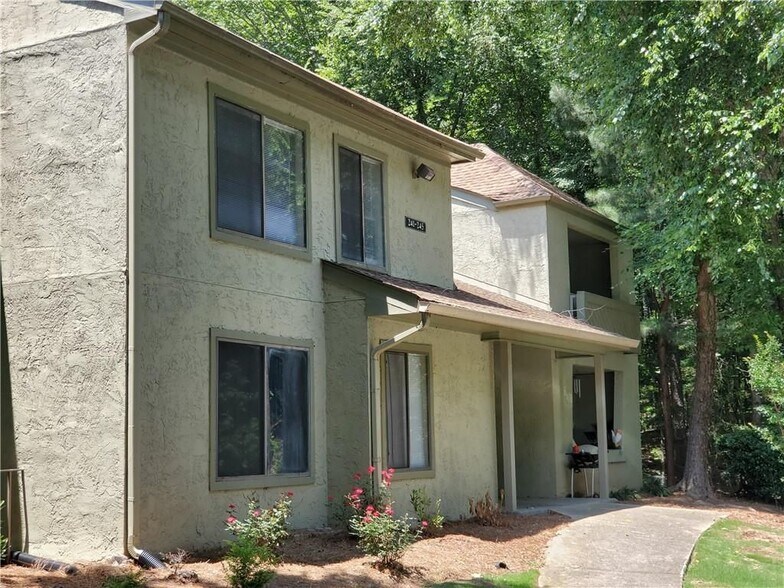 Primary Photo - 245 Seasons Pkwy