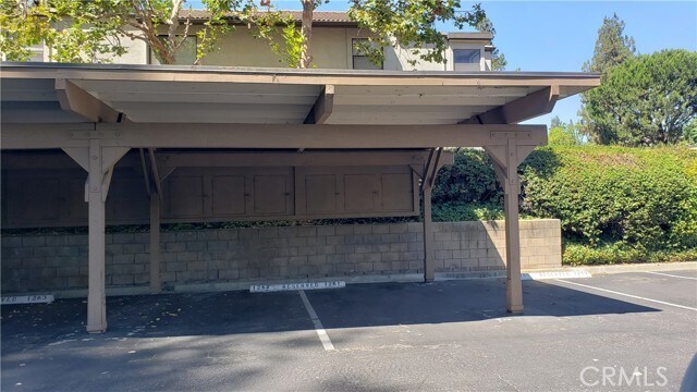 Building Photo - 22885 Hilton Head Dr