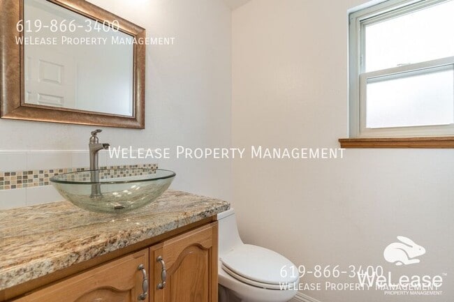 Building Photo - 6888 Batiquitos Dr