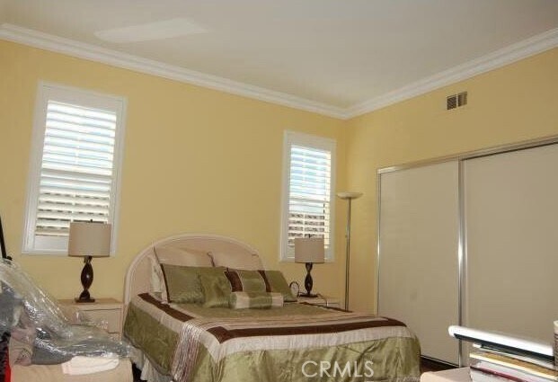 Building Photo - 12 Marsala