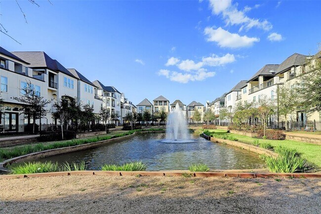 Building Photo - 10912 Wrenwood Park