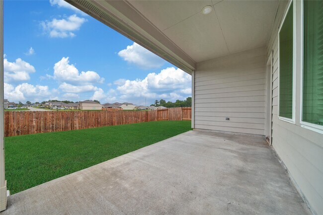 Building Photo - 11840 Summertime Dr