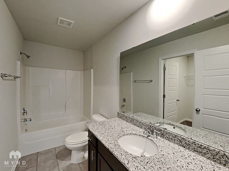 Building Photo - 45 Brown Thrasher Ct