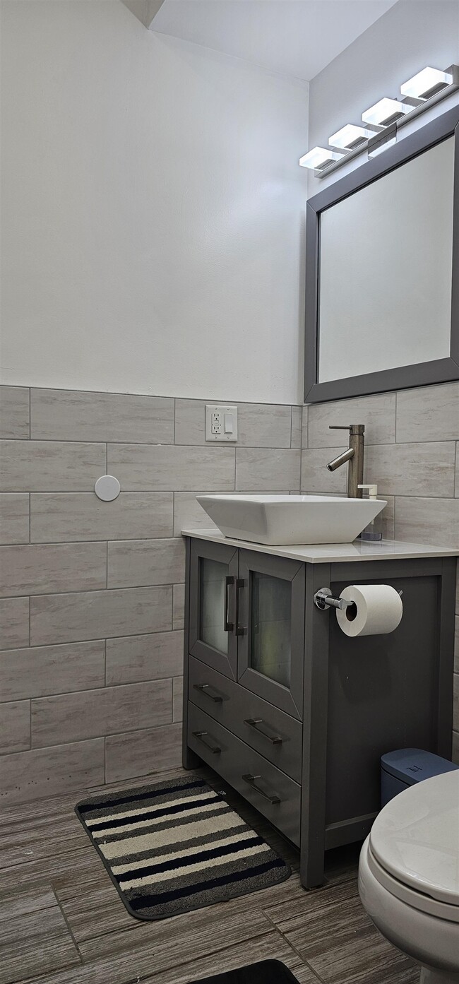 Building Photo - 251 Manhattan Ave