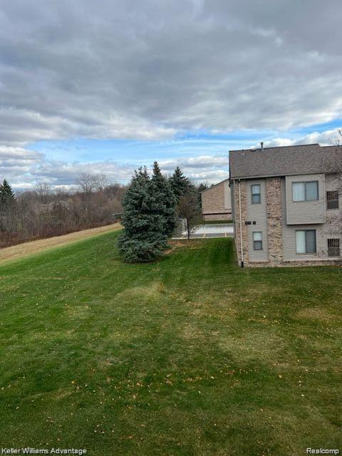 Building Photo - 42672 Lilley Pointe Dr