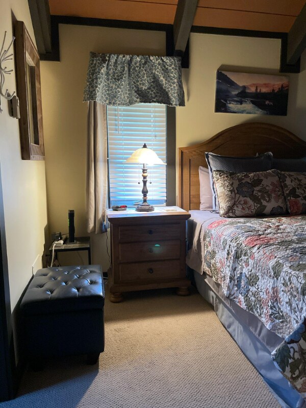 Building Photo - 2180 Yellowtail Rd