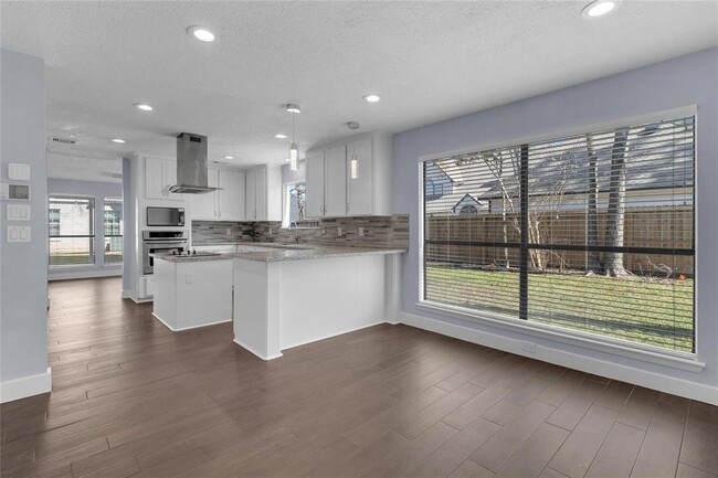 Building Photo - 19002 Walden Forest Dr