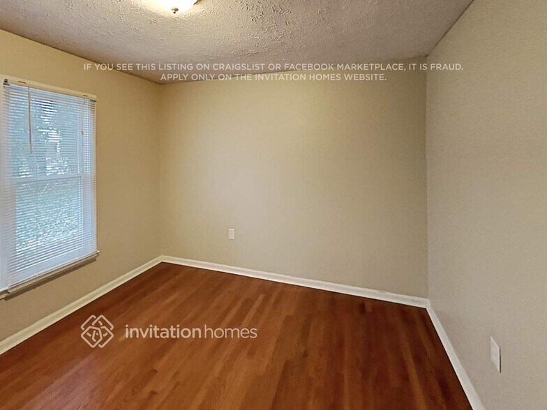 Building Photo - 41 Meek Dr