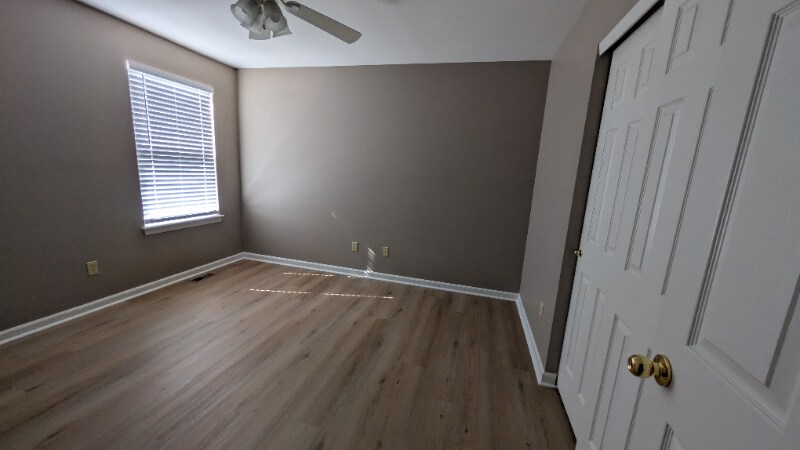 Building Photo - 1029 Glengarry Dr