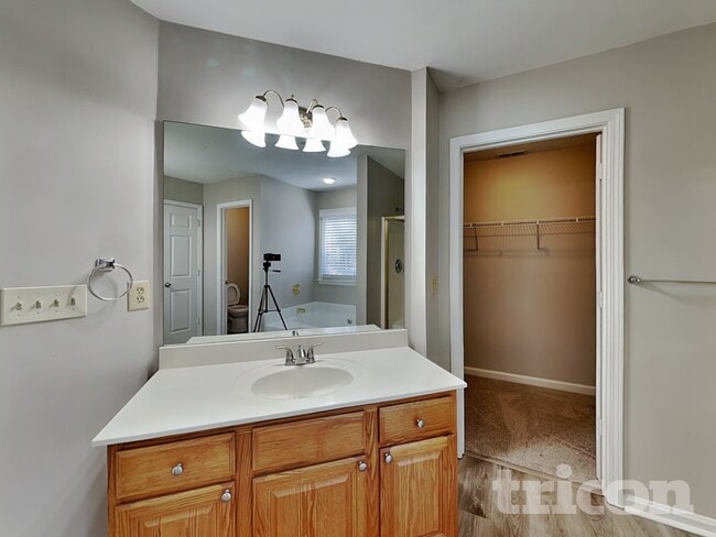 Building Photo - 194 Bomar Ln