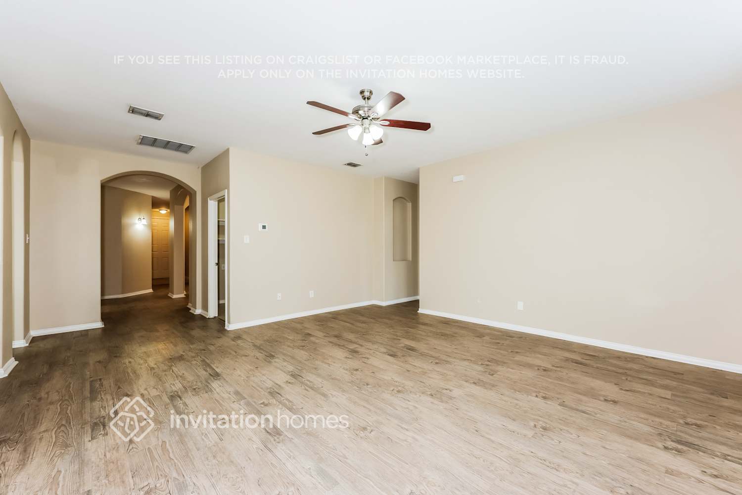 Building Photo - 932 Matagorda Ln