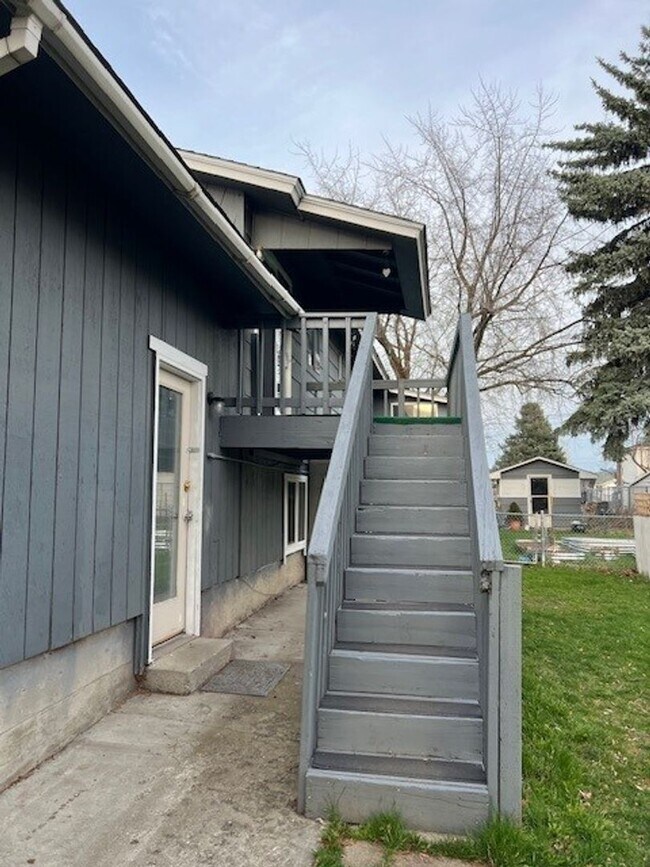 Building Photo - 15102-15104 E Rich Ave