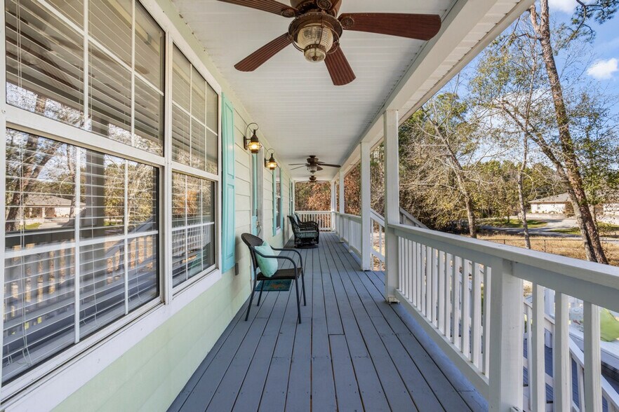 Building Photo - 309 Julia St