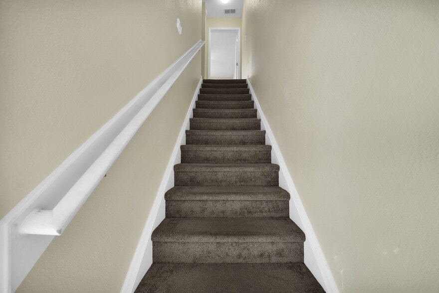 Building Photo - 377 Southern Branch Ln