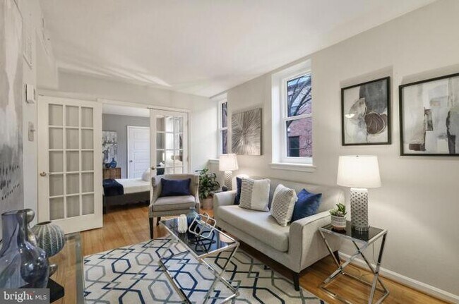 Building Photo - 1438 Meridian Pl NW