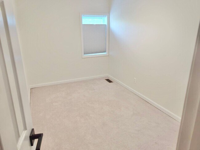 Building Photo - OLD TOWN ALEXANDRIA - MINUTES TO METRO AND PENTAGON