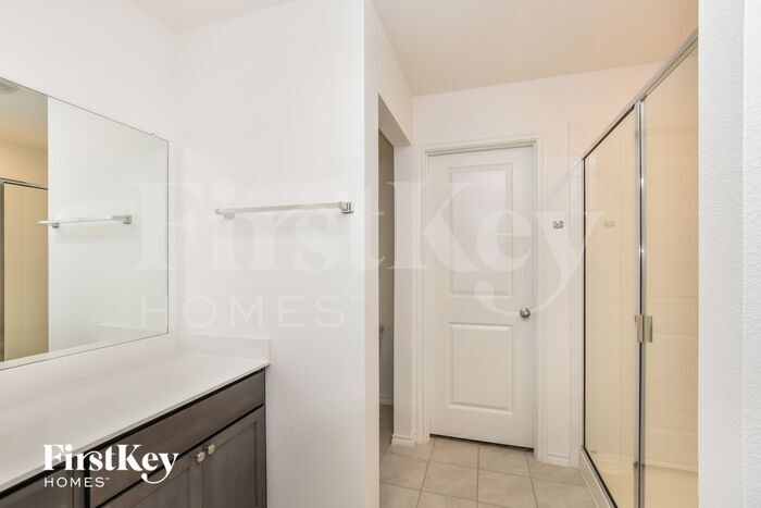 Building Photo - 3338 Everly Dr
