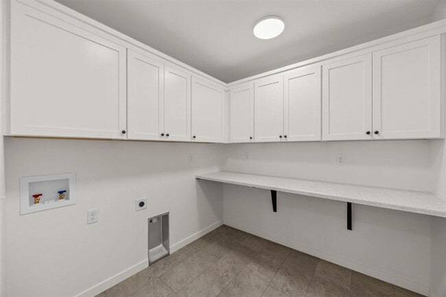 Building Photo - 1342 Isabelle Ln