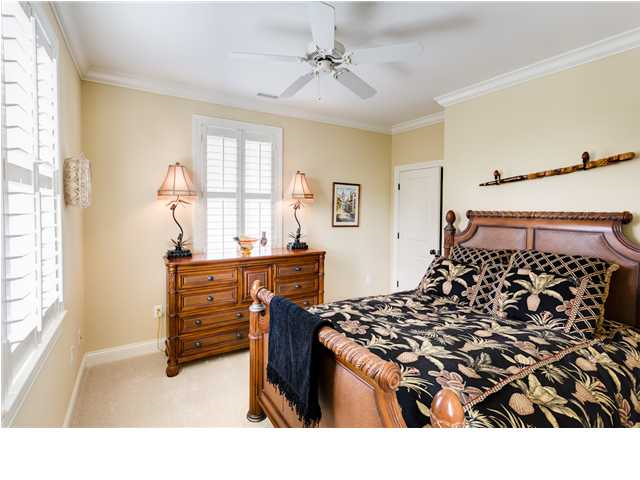 Building Photo - Charming 4 BD 3.5 BA