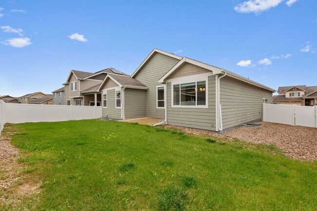 Building Photo - Spacious Greeley Home with Modern Comforts & Great Location