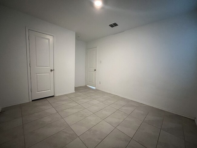 Building Photo - 3408 Harper St