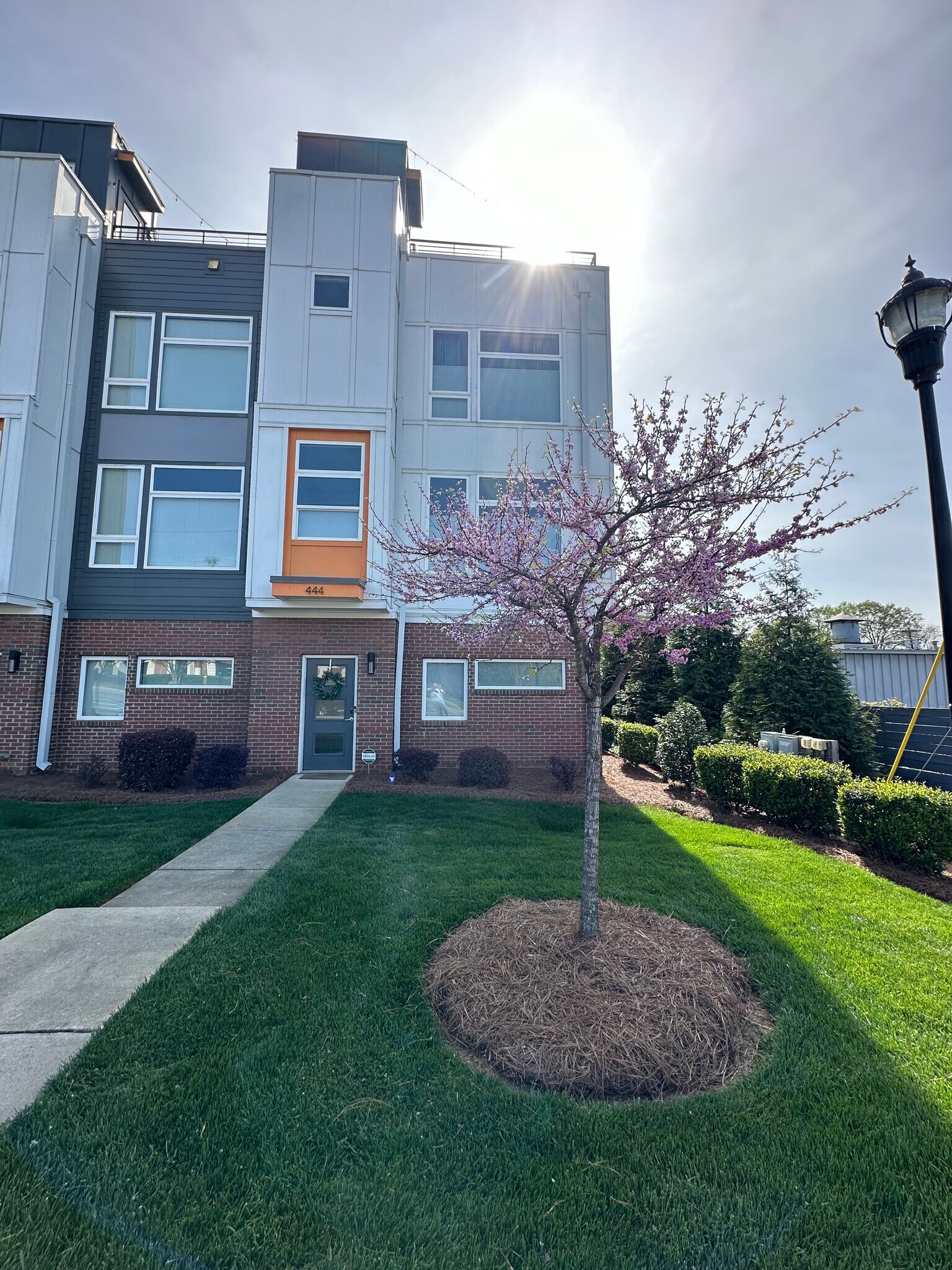 Building Photo - 444 Southend Crossing Ln