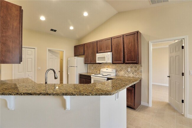 Building Photo - 741 Capon Terrace