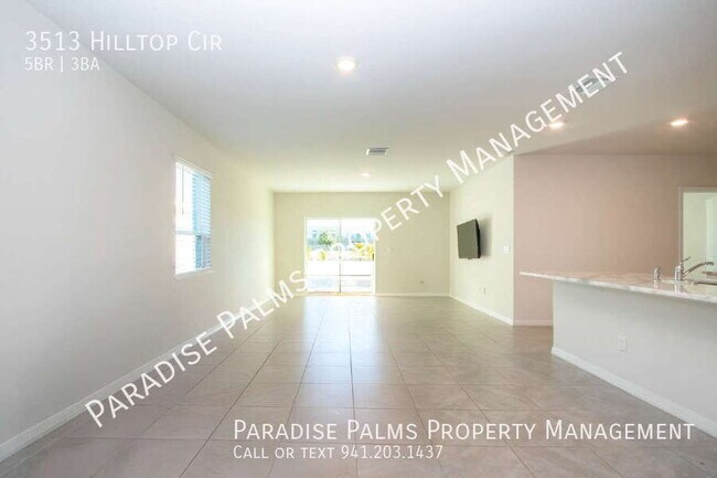 Building Photo - 3513 Hilltop Cir