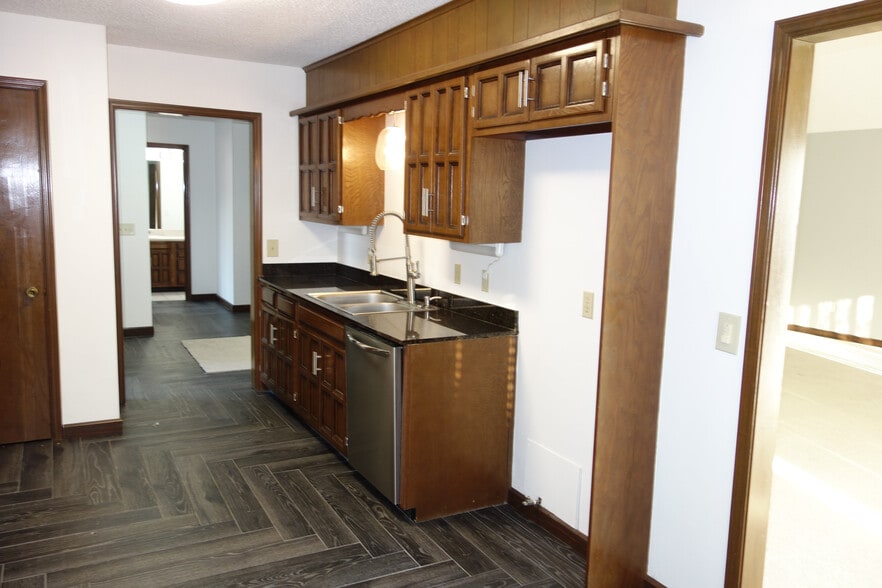 kitchen with double basin sink - 3324 E 73rd St