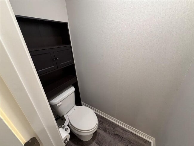 Building Photo - 6025 W Quinn St