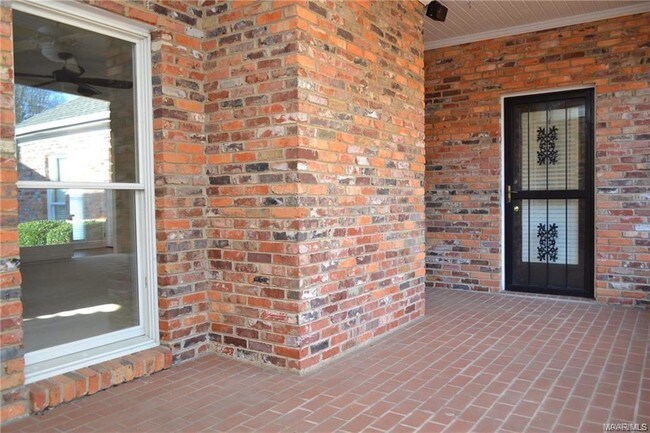 Building Photo - 9418 Winfield Pl