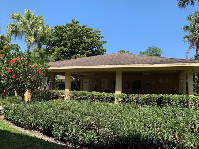 Building Photo - 5168 NE 6th Ave