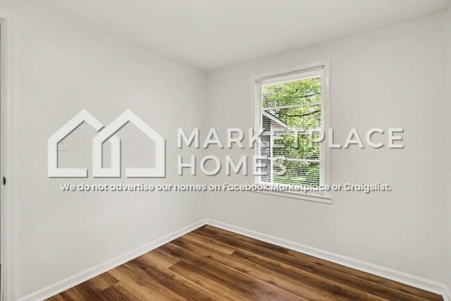 Building Photo - 5944 Gum Dr SE