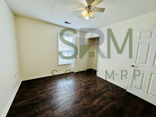 Building Photo - Updated 3 Bedroom/2 Bath Ranch in Okolona! Available Now!