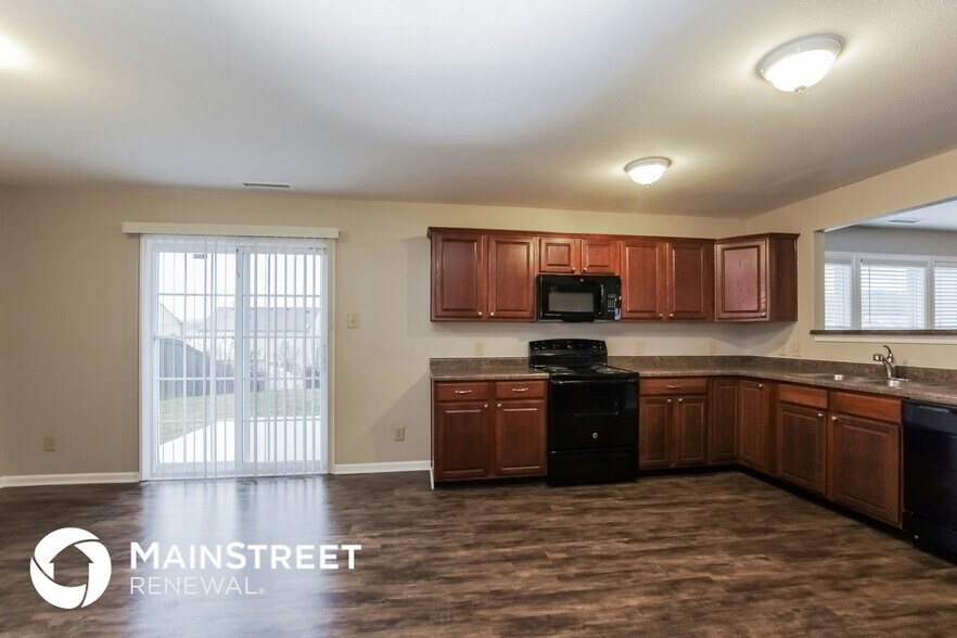 Building Photo - 309 Zander Woods Ct