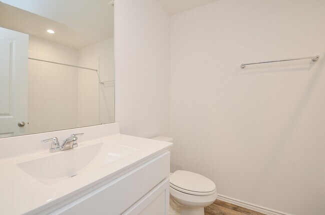 Building Photo - 31310 Yatesbury Ln