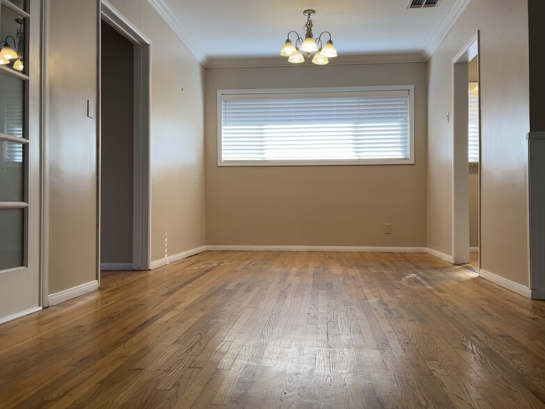 Dining Area - 3522 Faust Ave