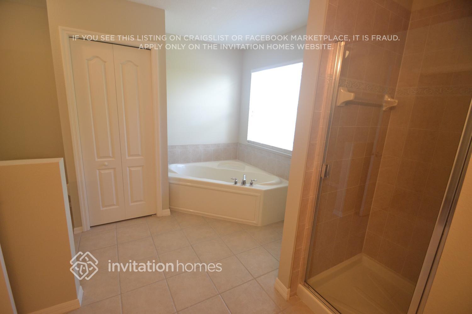 Building Photo - 20407 Sultana Ct
