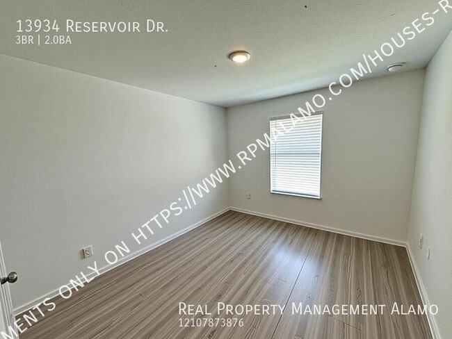 Building Photo - 13934 Reservoir Dr