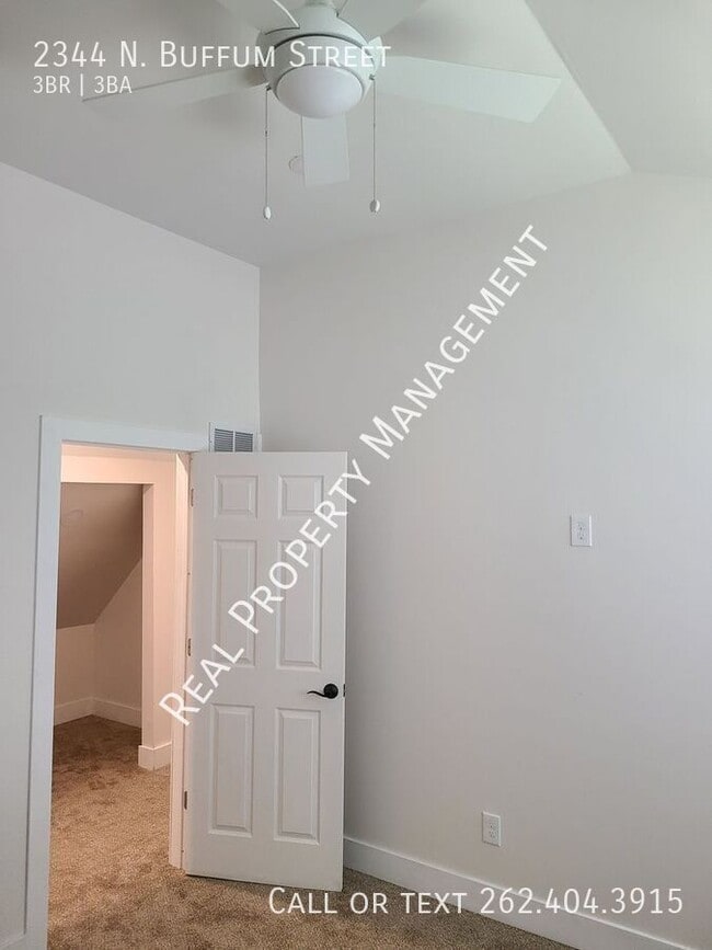 Building Photo - 2344 N Buffum St